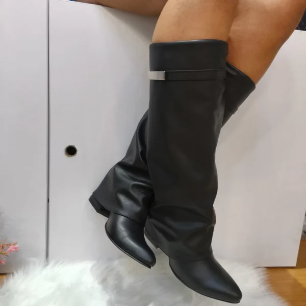 Bota Capota Negra