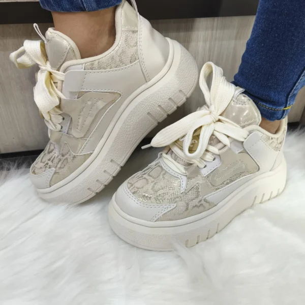 Tenis Love Beige