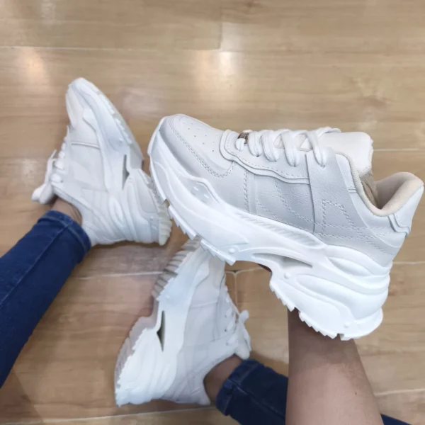 Tenis Total Beige